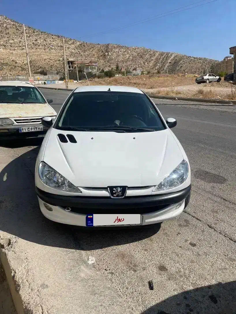 پژو ۲۰۶ صندوق دار v8 - 1394