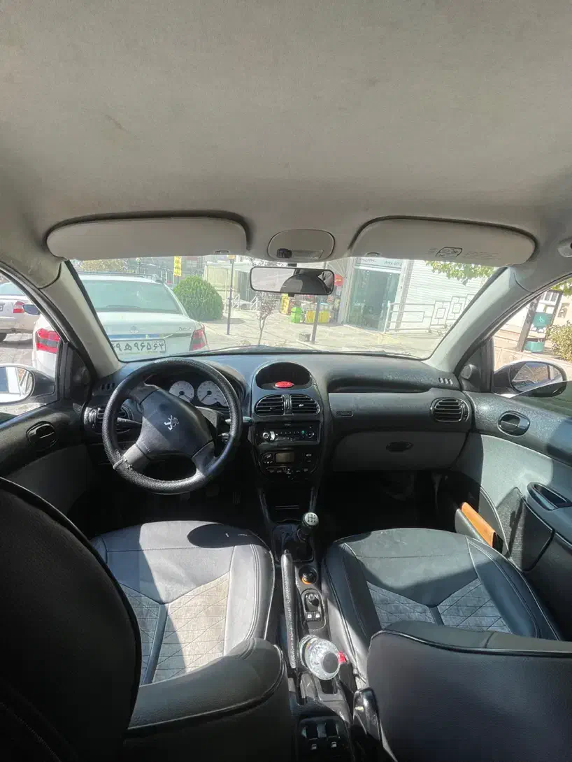 پژو ۲۰۶ صندوق دار v8 - 1394