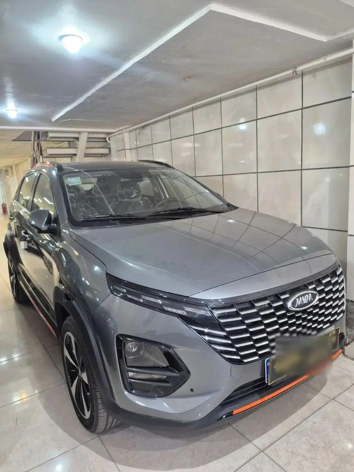 خودرو ام وی ام، X33 آگهی ann_20865302