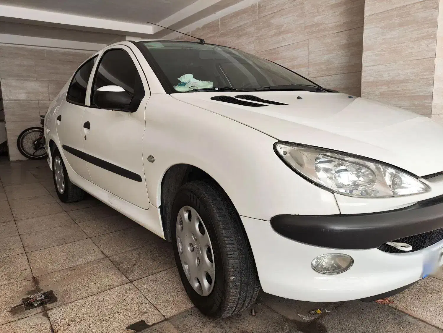 پژو ۲۰۶ صندوق دار v8 - 1399