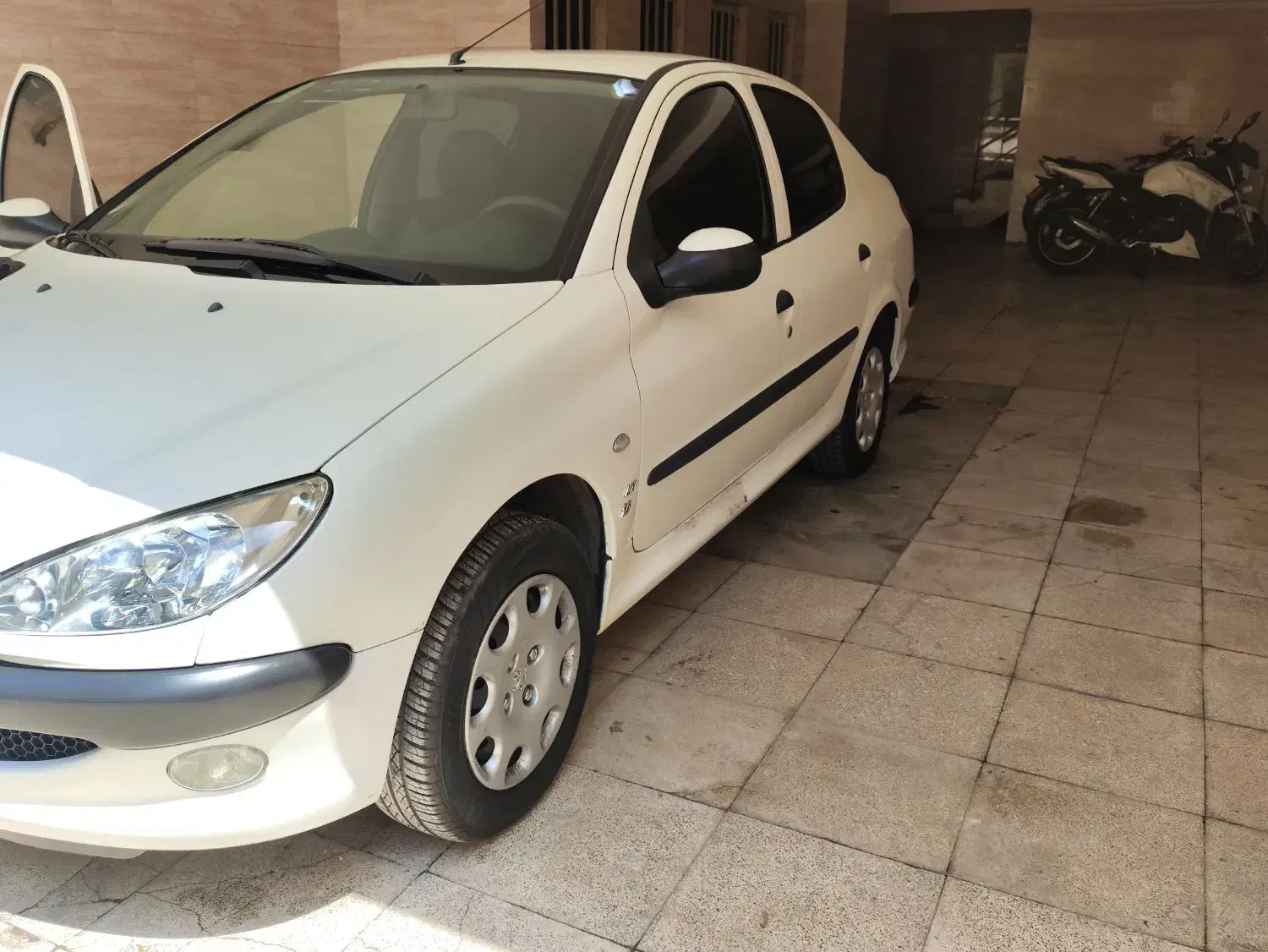 پژو ۲۰۶ صندوق دار v8 - 1399