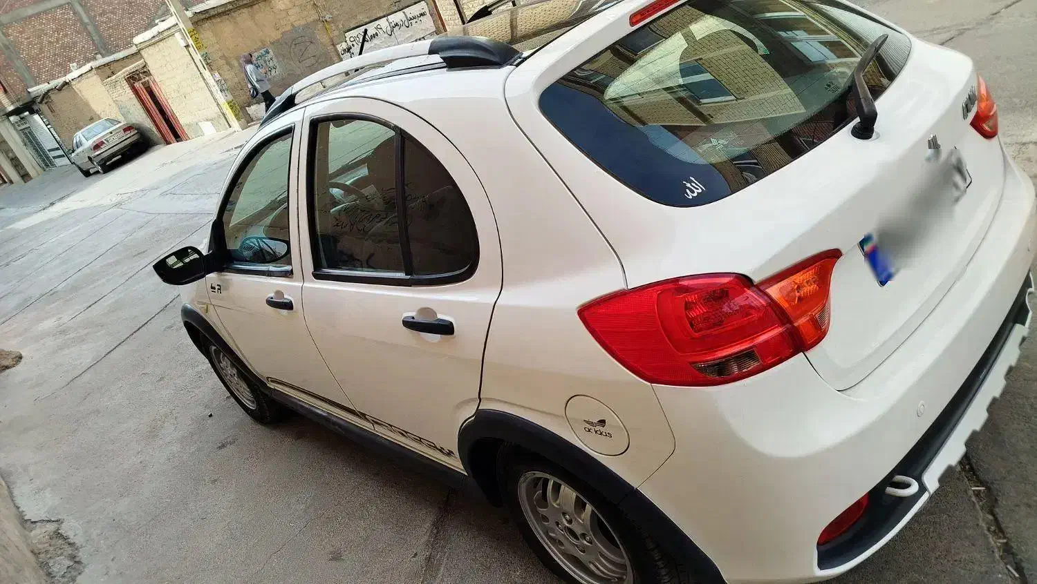 کوییک R دنده‌ای - 1399