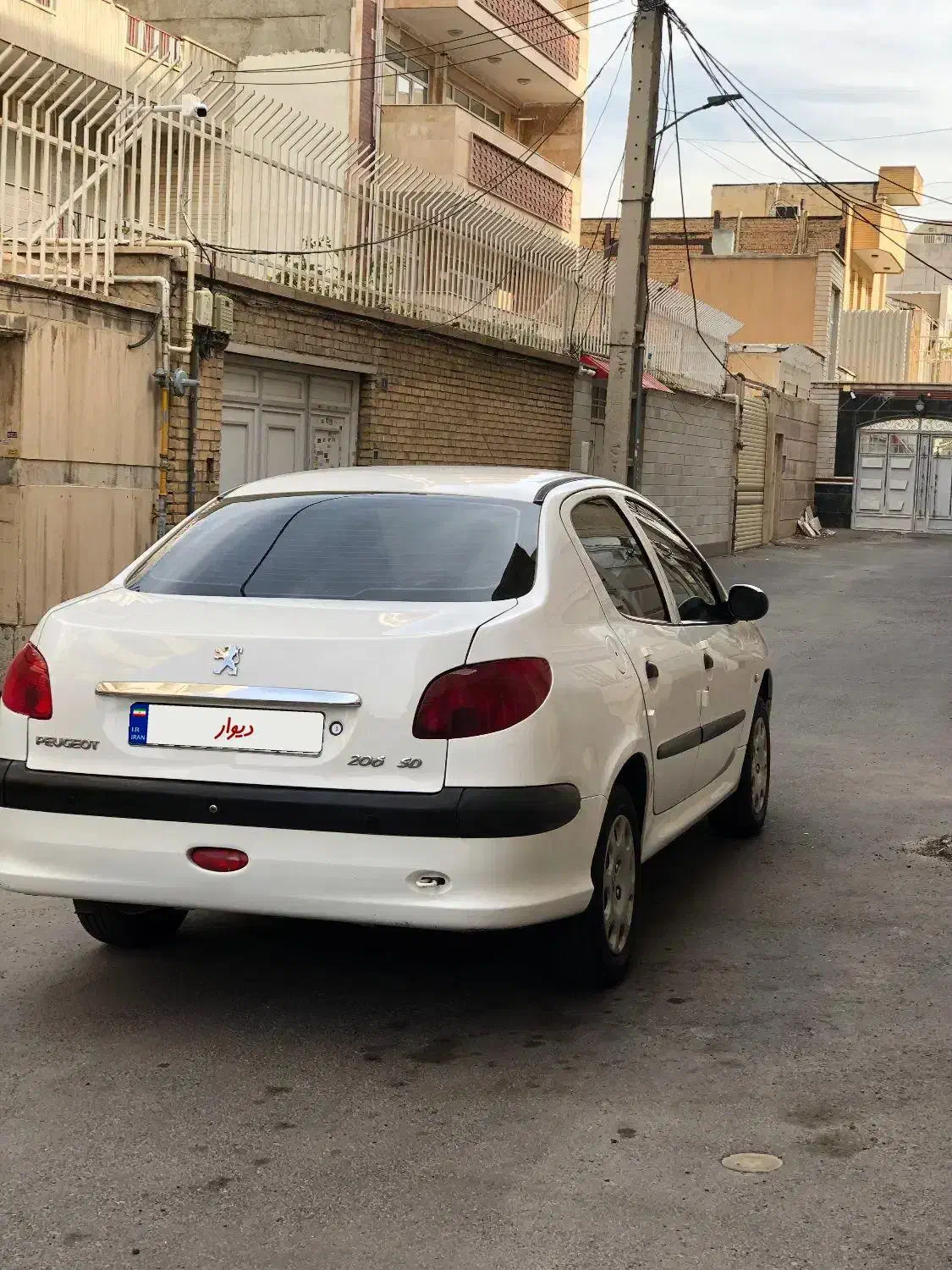 پژو ۲۰۶ صندوق دار v8 - 1394