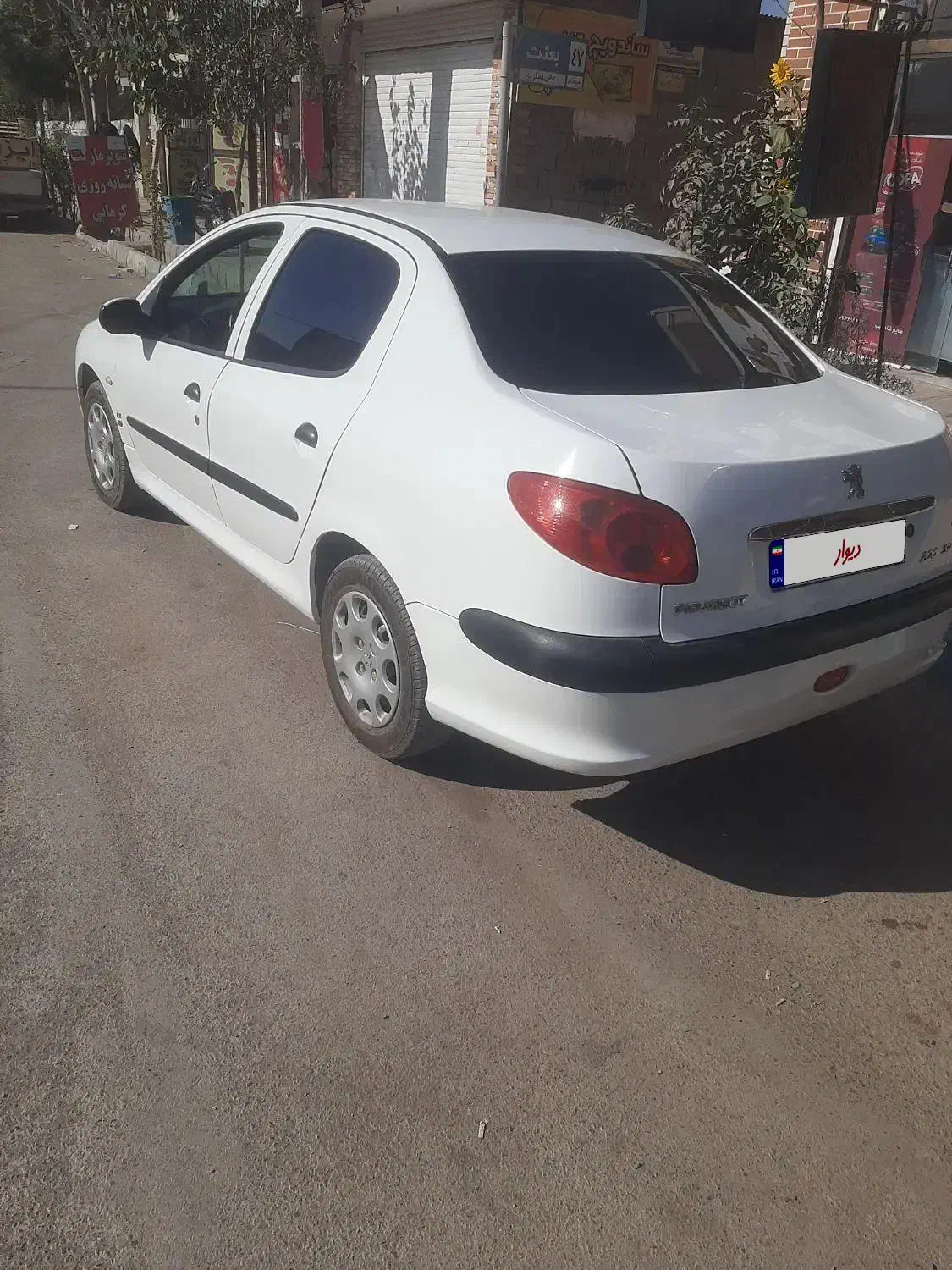 خودرو پژو، ۲۰۶ صندوق دار آگهی ann_20865870
