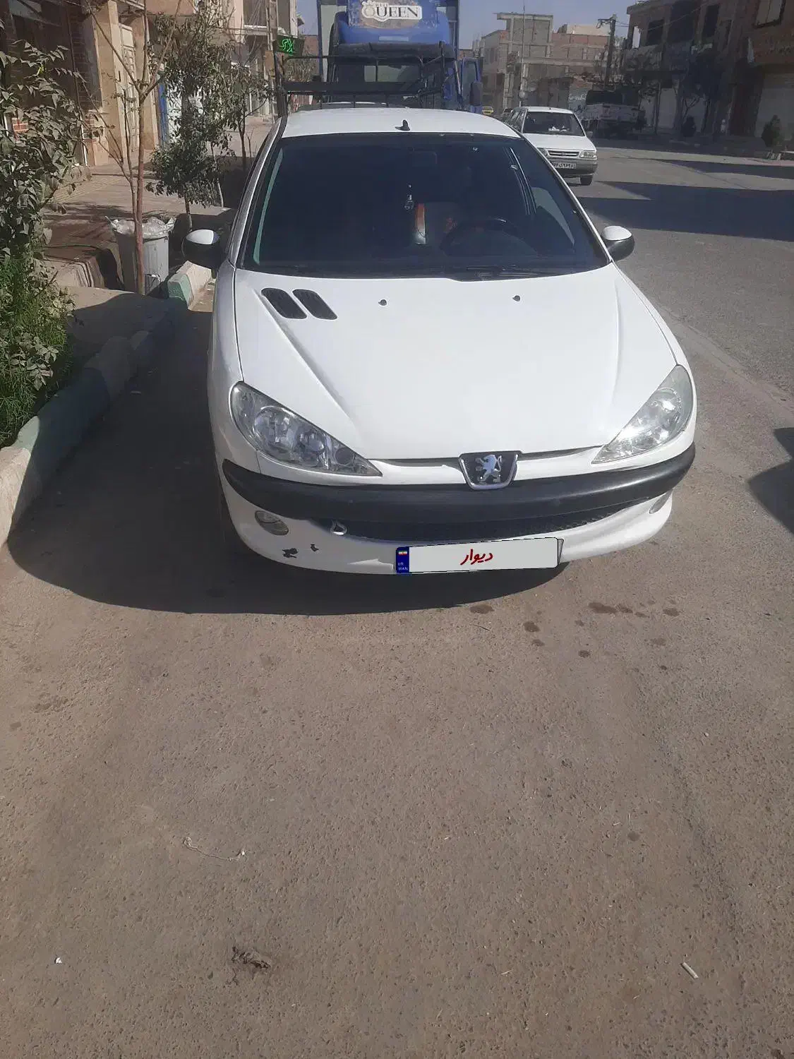 پژو ۲۰۶ صندوق دار v8 - 1394