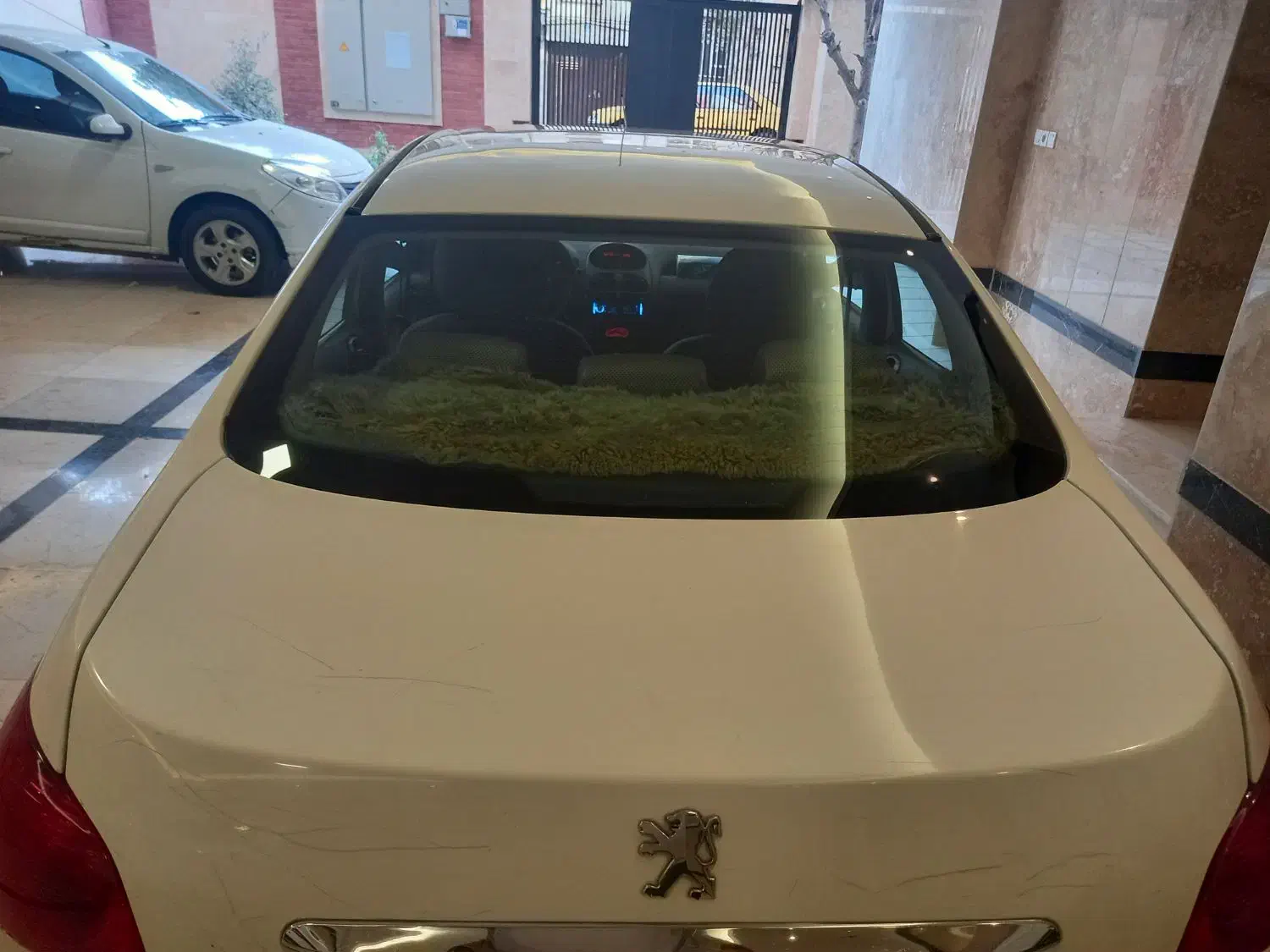 پژو ۲۰۶ صندوق دار v8 - 1387