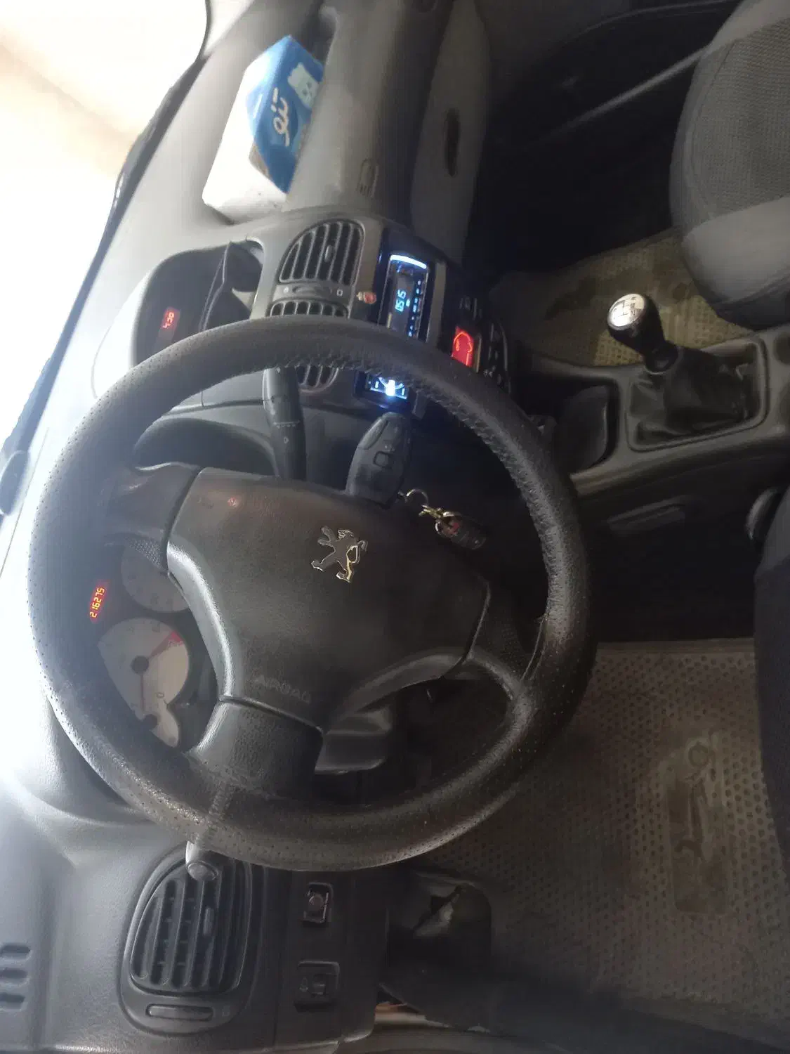 پژو ۲۰۶ صندوق دار v8 - 1387