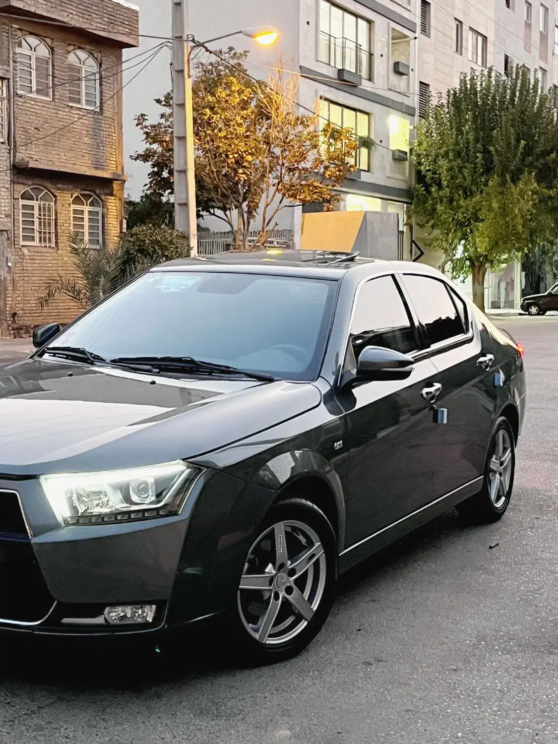 دنا پلاس توربو اتوماتیک - 1402