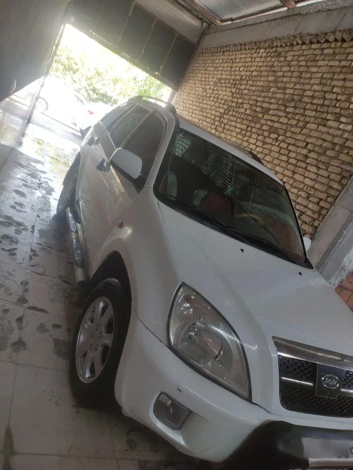 خودرو ام وی ام، X33 آگهی ann_20868638