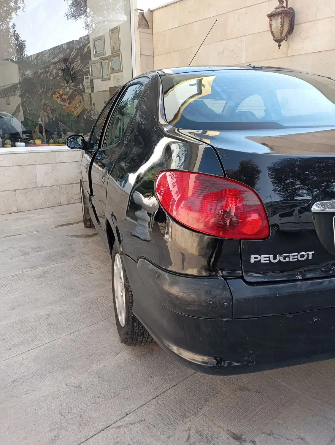 پژو ۲۰۶ صندوق دار v20 - 1386