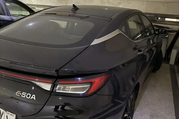 کی ام سی EJ7 ساده - 2024