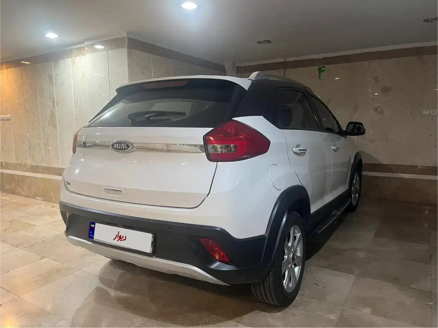 ام وی ام X22 دنده ای اسپرت لاکچری - 1400