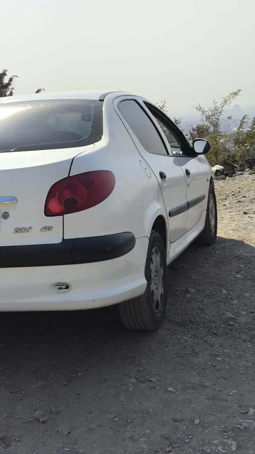 پژو ۲۰۶ صندوق دار v8 - 1395