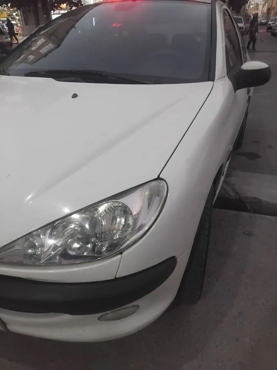 پژو ۲۰۶ صندوق دار v8 - 1395