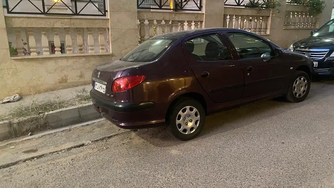 پژو ۲۰۶ صندوق دار v8 - 1395