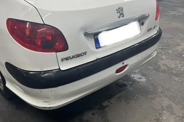 پژو ۲۰۶ صندوق دار v8 - 1390