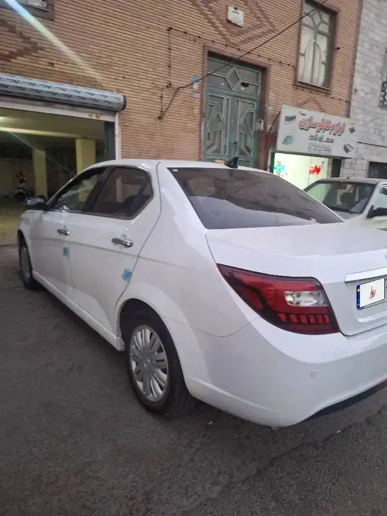 دنا پلاس ۵ دنده EF7 - 1403