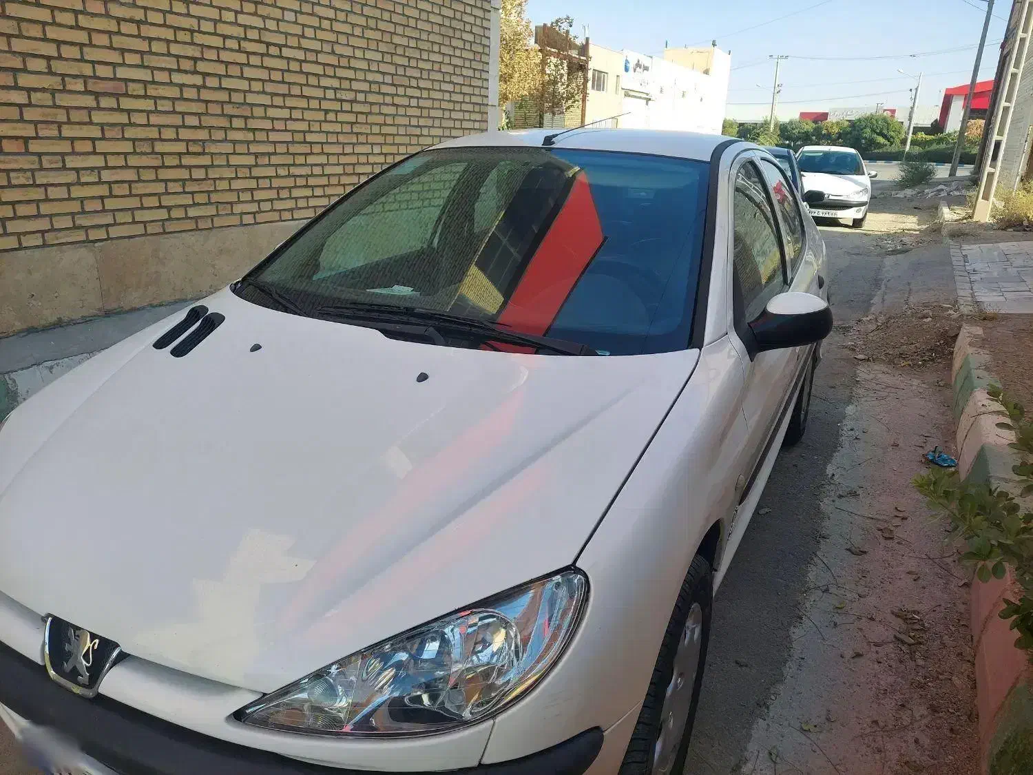 پژو ۲۰۶ صندوق دار v8 - 1396