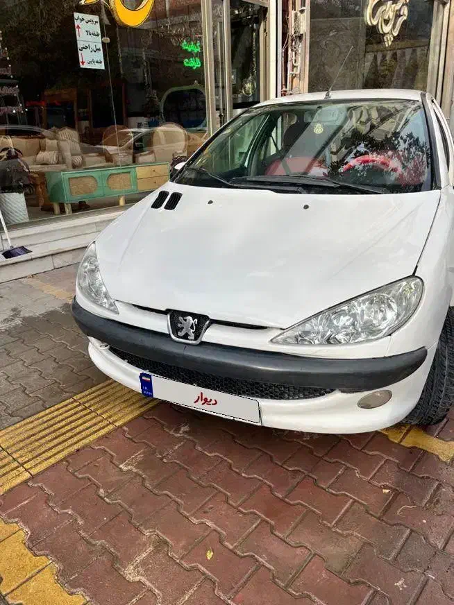 پژو ۲۰۶ صندوق دار v8 - 1390