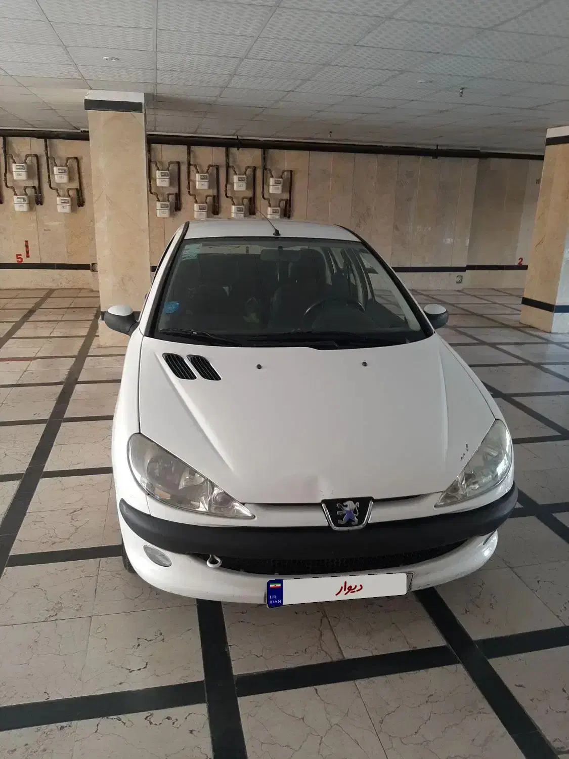 پژو ۲۰۶ صندوق دار v8 - 1393
