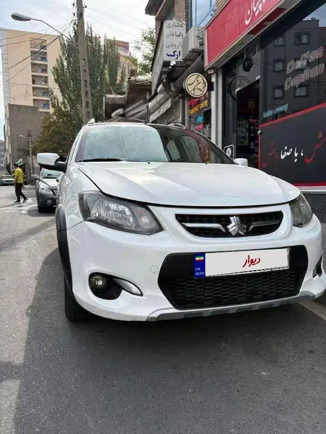 خودرو کوییک، معمولی آگهی ann_20870379