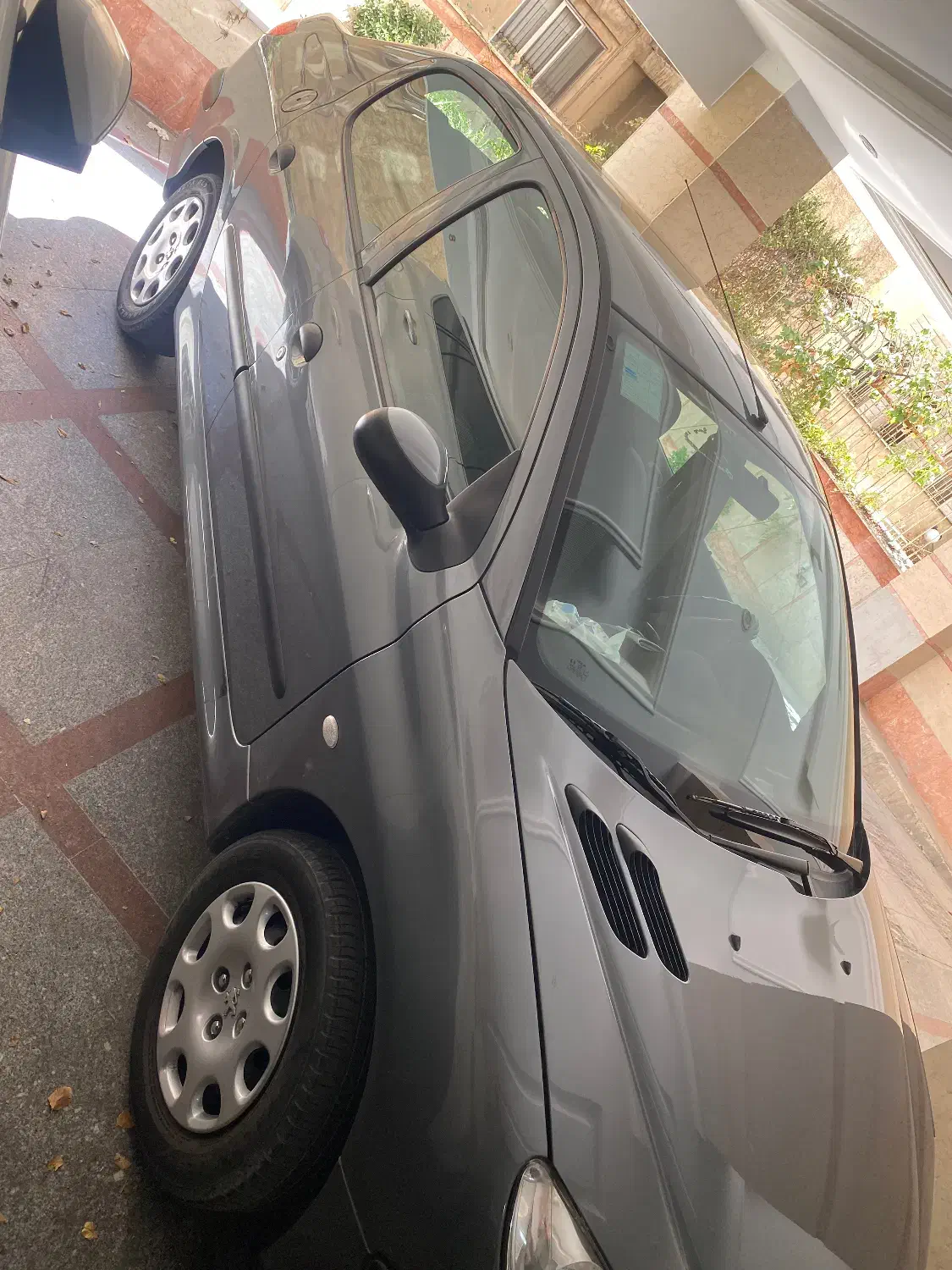 پژو ۲۰۶ صندوق دار v8 - 1397