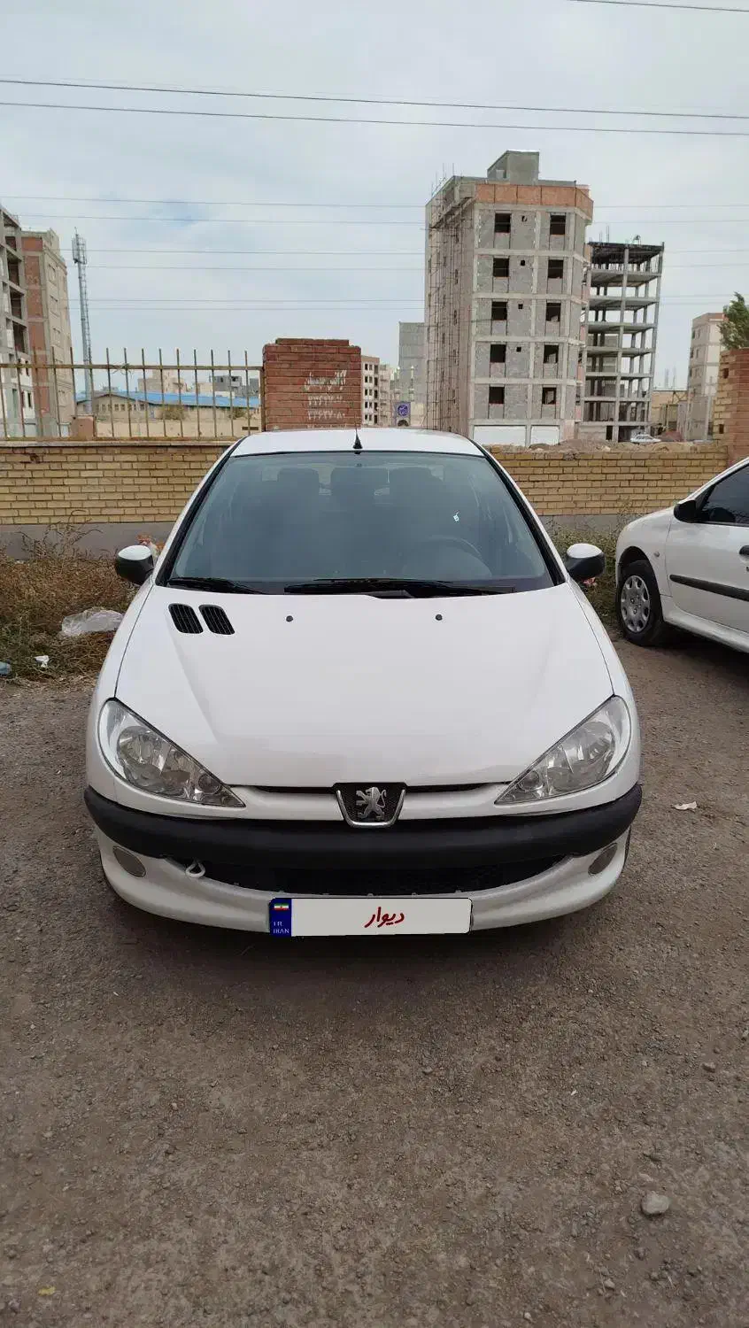 پژو ۲۰۶ صندوق دار v8 - 1394