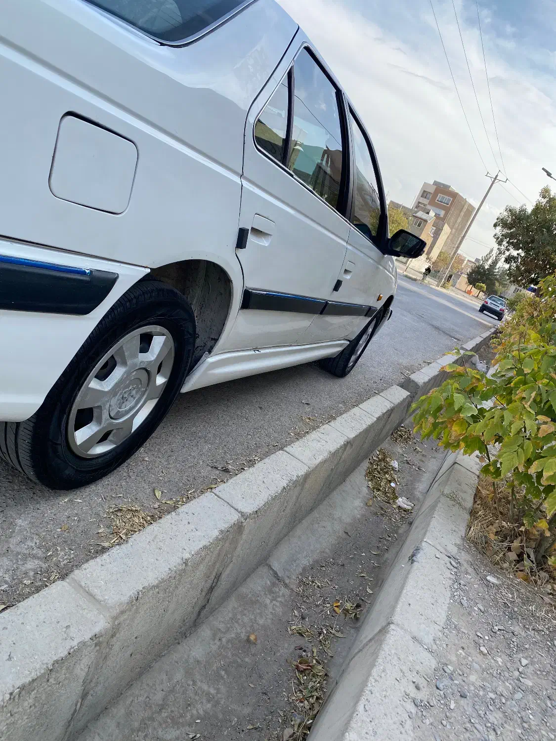 پژو پارس سال - 1389