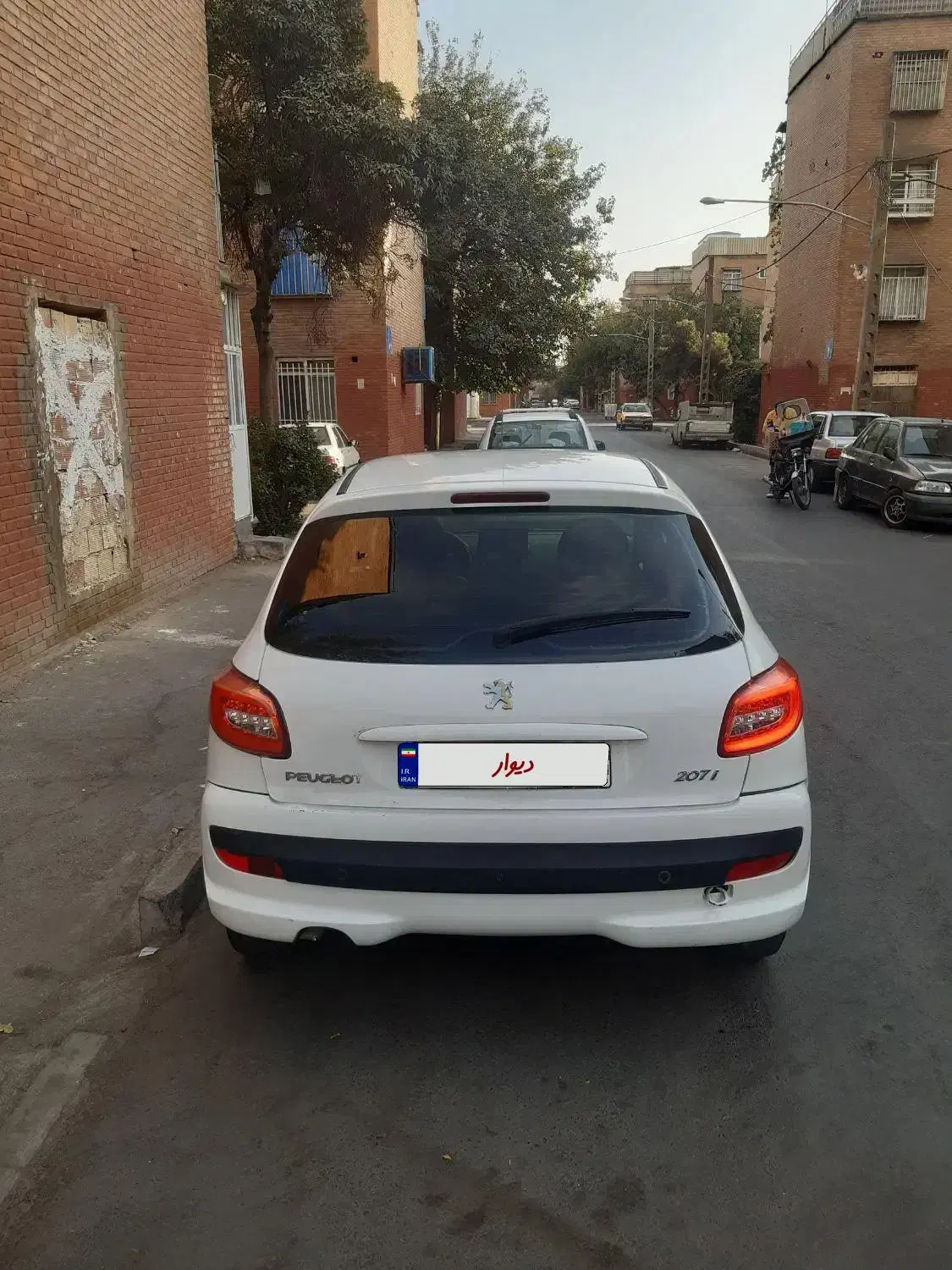 پژو 207 اتوماتیک - 1390