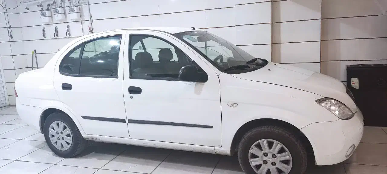 تیبا صندوق دار SX - 1400