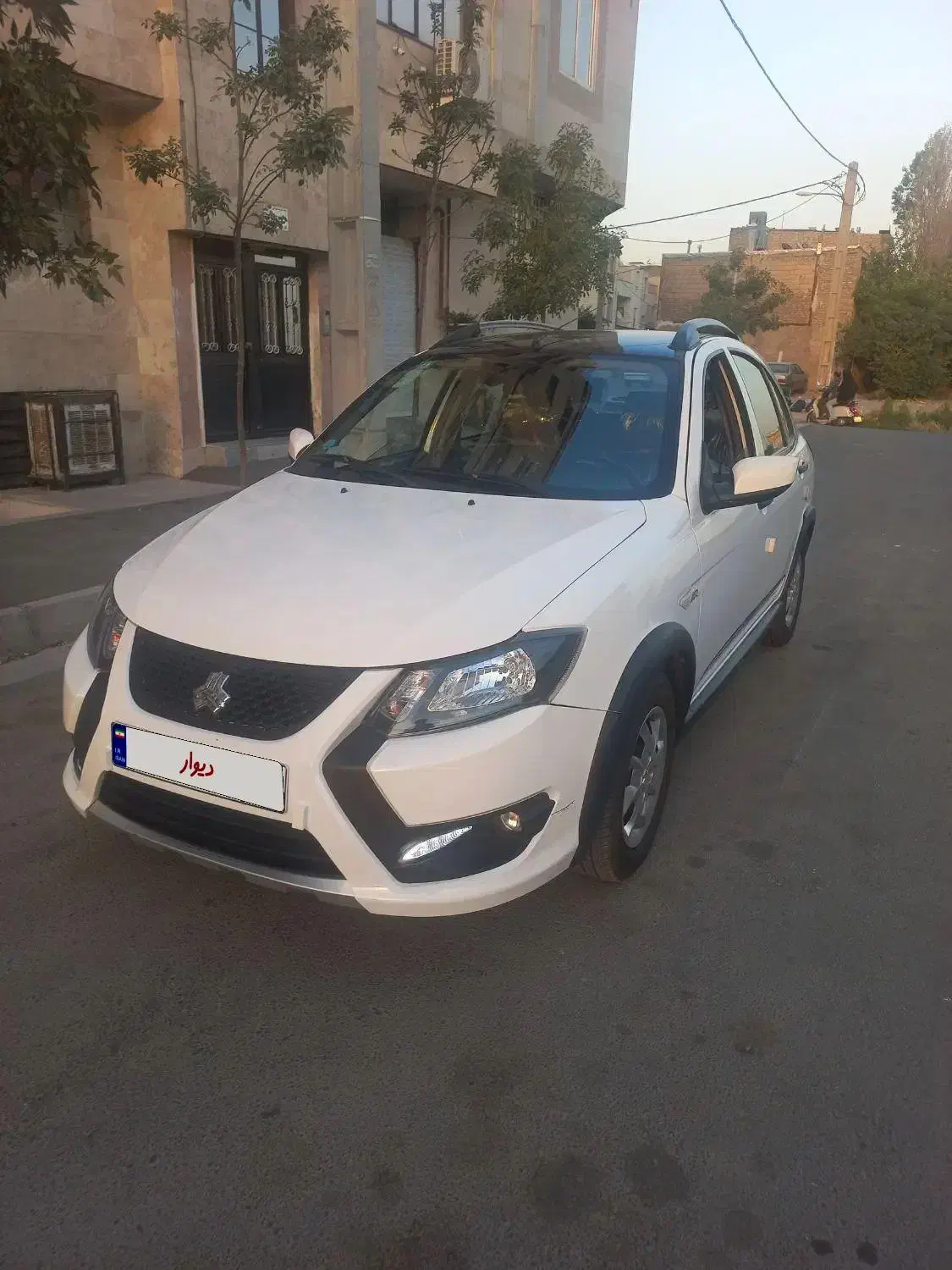 کوییک R دنده‌ای - 1402