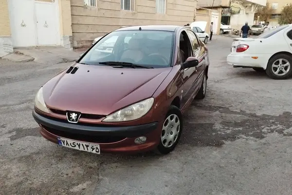 پژو ۲۰۶ صندوق دار v8 - 1386