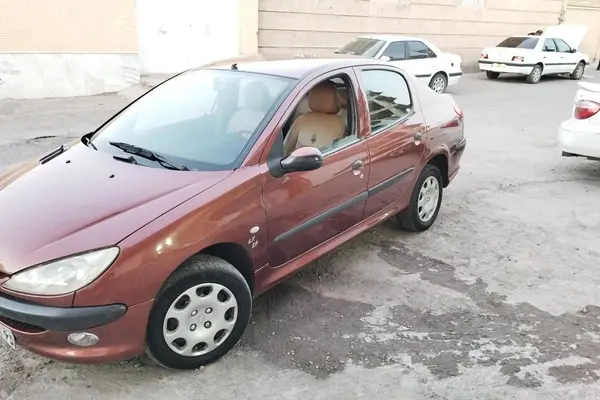 پژو ۲۰۶ صندوق دار v8 - 1386