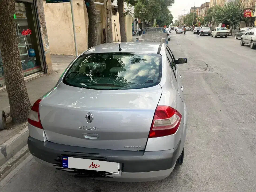رنو مگان پارس خودرو 2000 - 1389