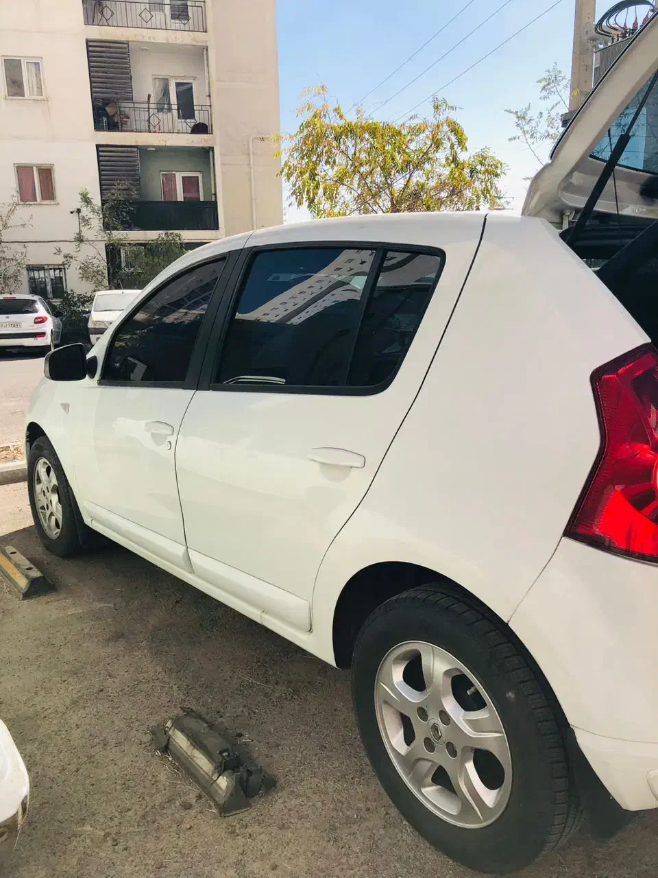 رنو ساندرو اتوماتیک - 1397