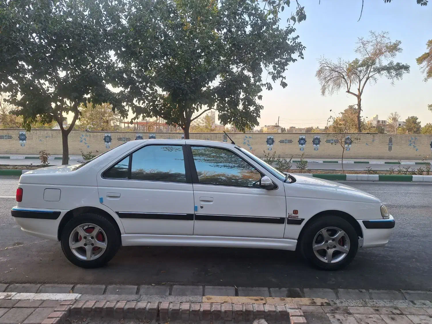 پژو پارس LX - 1400
