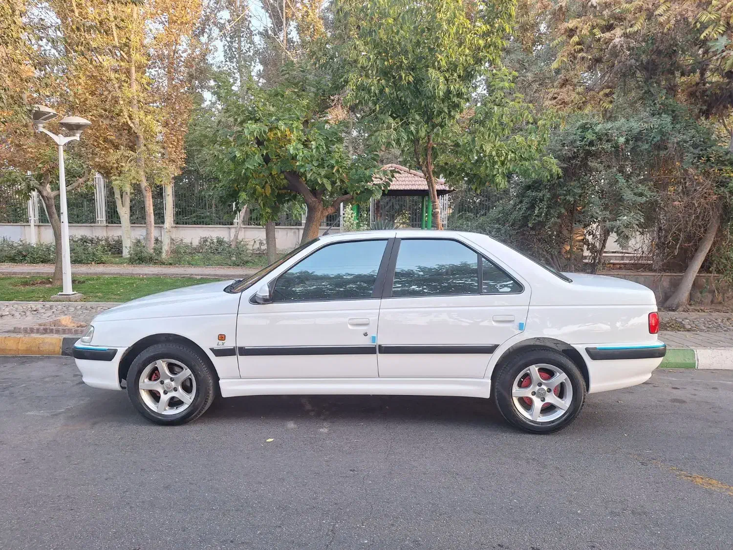 پژو پارس LX - 1400