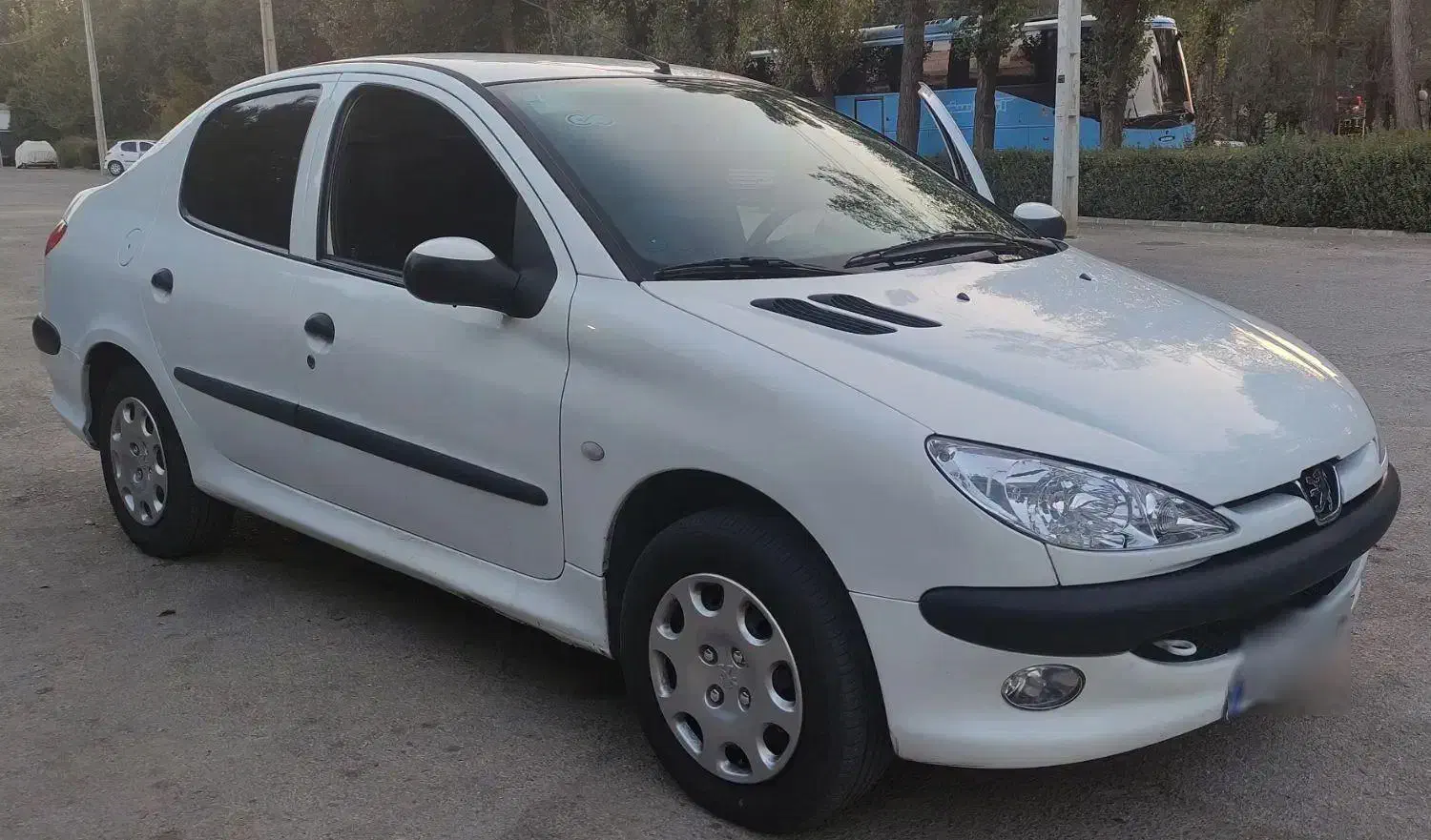 پژو ۲۰۶ صندوق دار v8 - 1396
