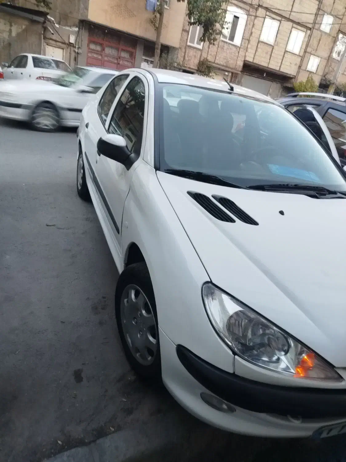 پژو ۲۰۶ صندوق دار v8 - 1396