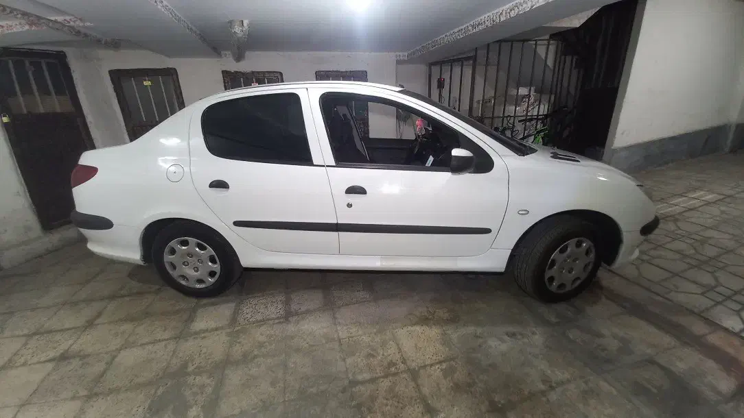 پژو ۲۰۶ صندوق دار v8 - 1399