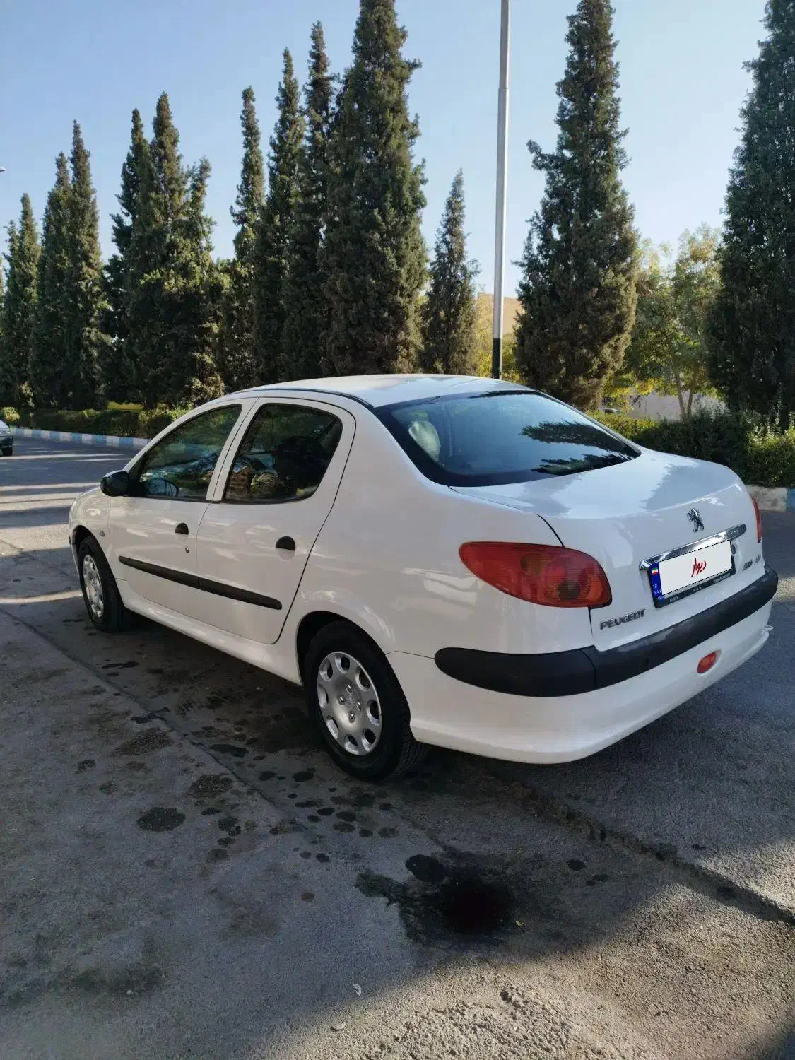 پژو ۲۰۶ صندوق دار v8 - 1393