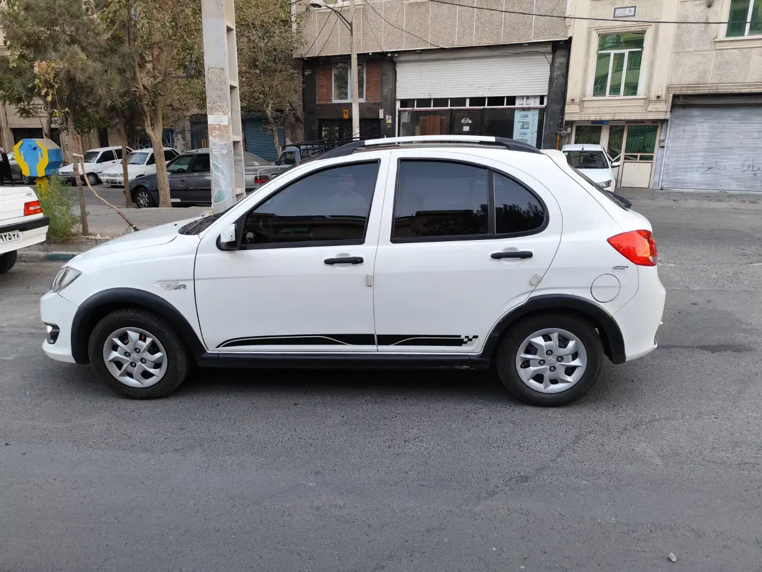 کوییک R دنده‌ای - 1403