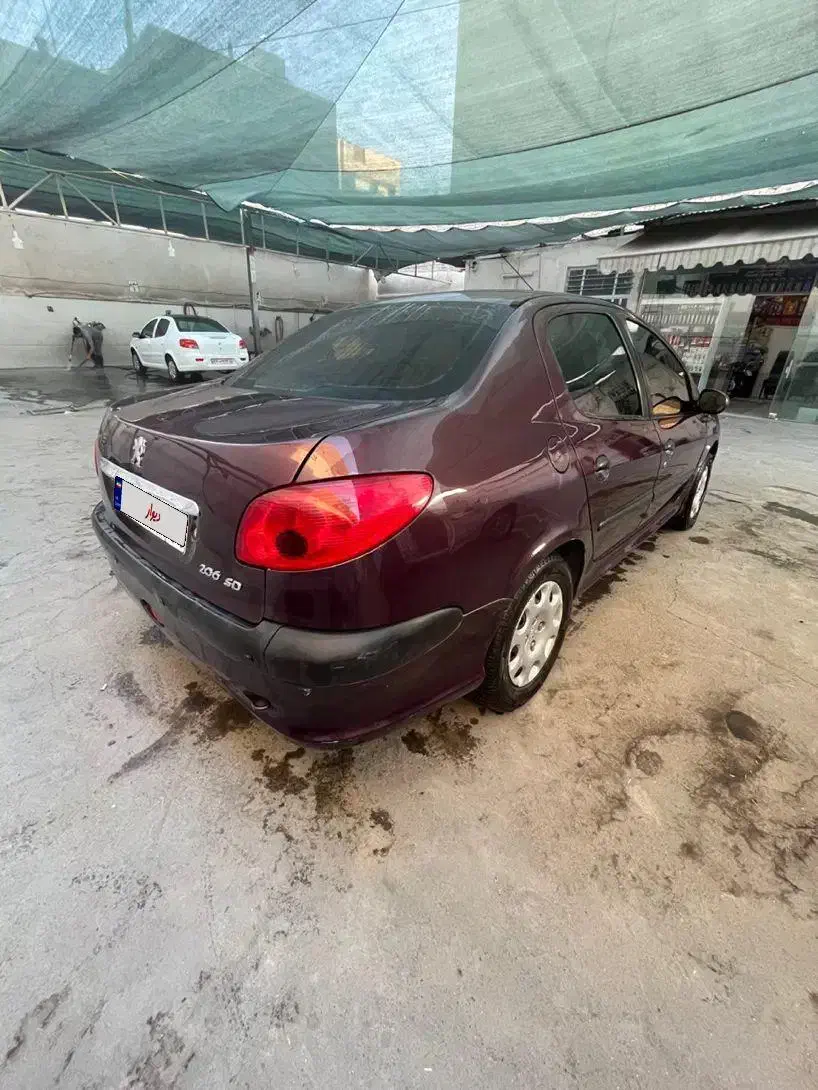 پژو ۲۰۶ صندوق دار v8 - 1390