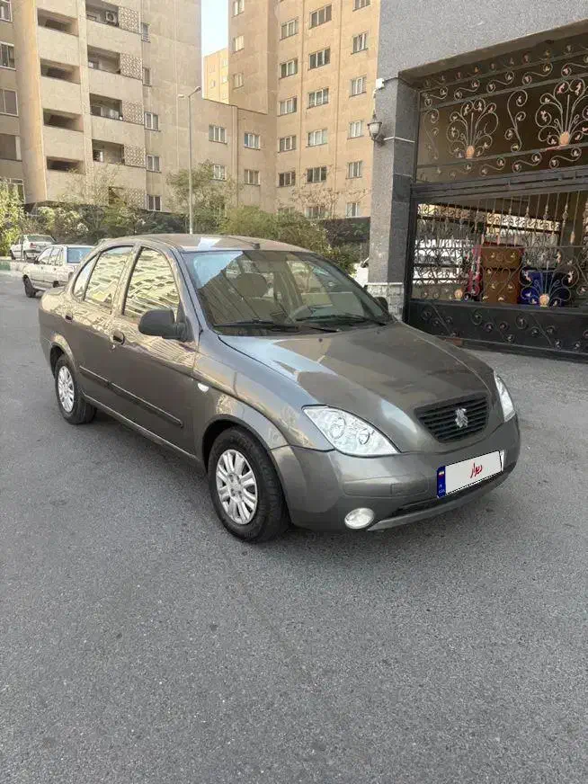 تیبا صندوق دار SX - 1391