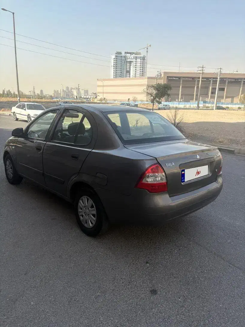 تیبا صندوق دار SX - 1391