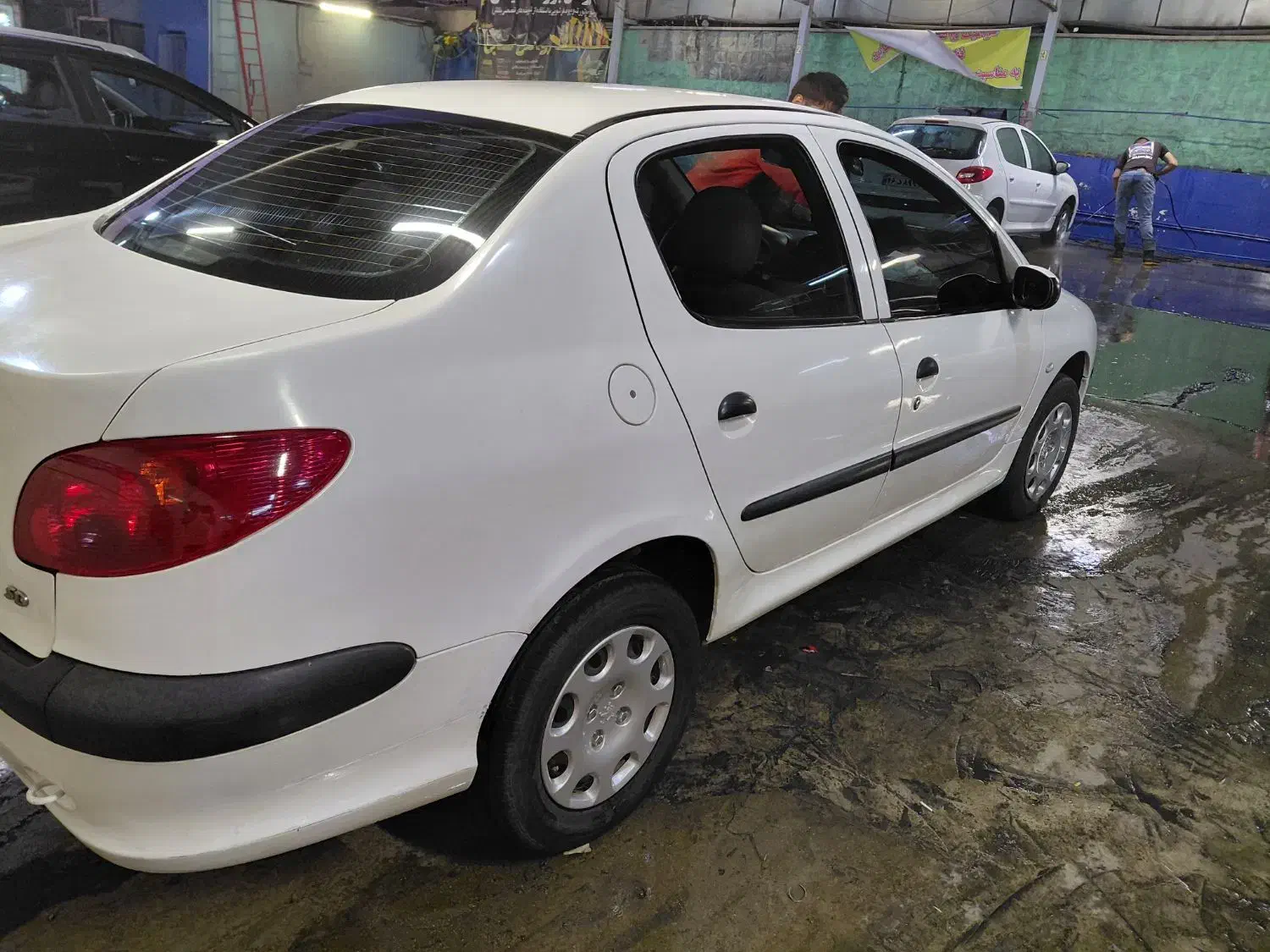 پژو ۲۰۶ صندوق دار v8 - 1394