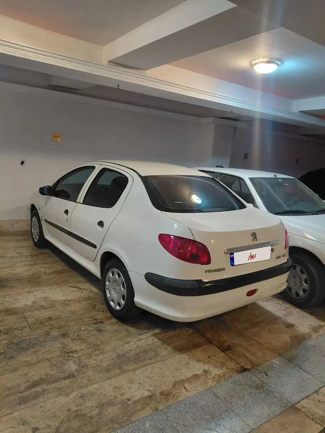 پژو ۲۰۶ صندوق دار v8 - 1394