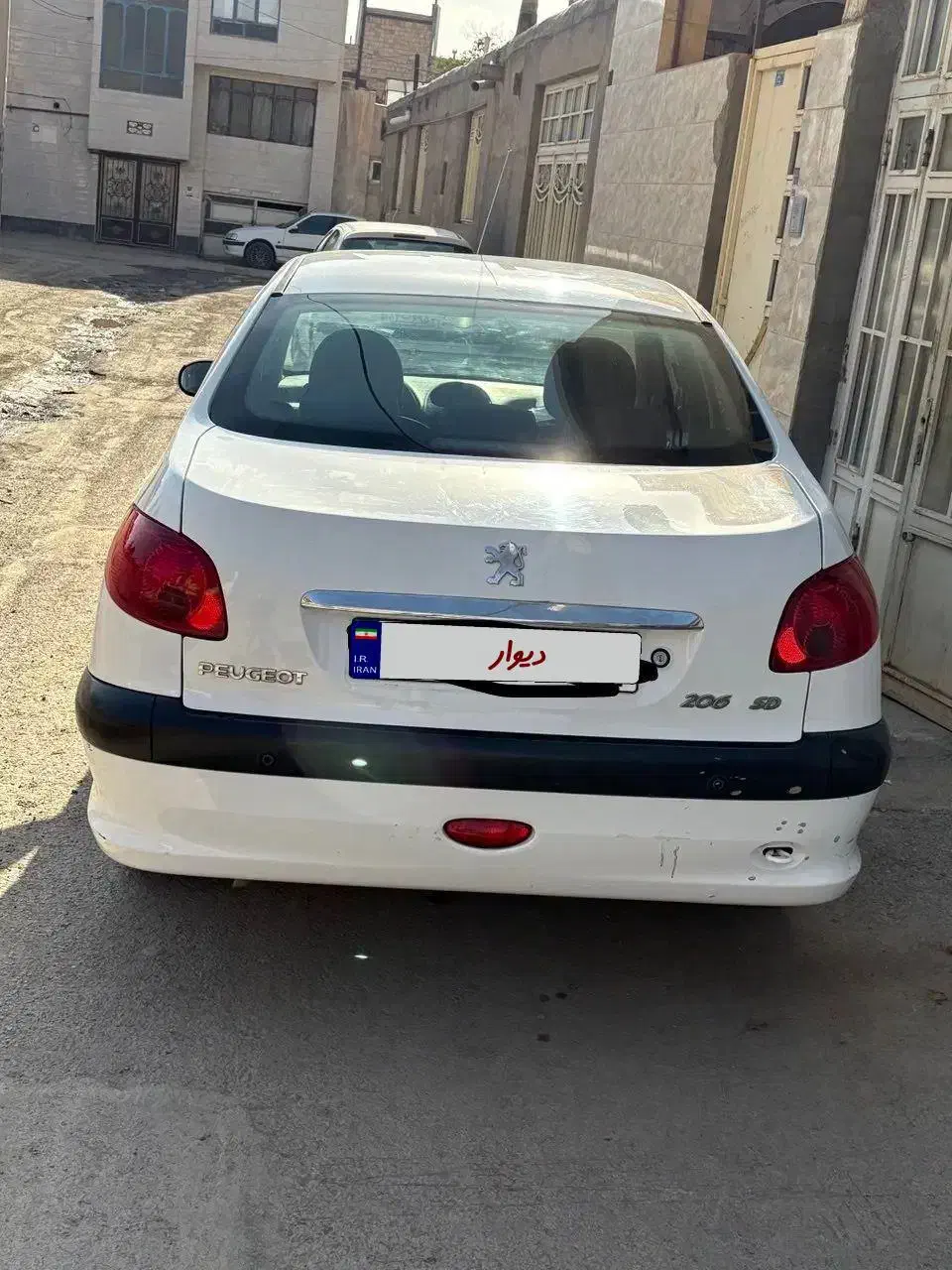 پژو ۲۰۶ صندوق دار v8 - 1395