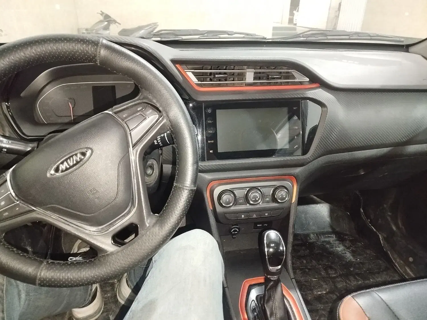 ام وی ام X22 اتوماتیک اسپرت لاکچری - 1399
