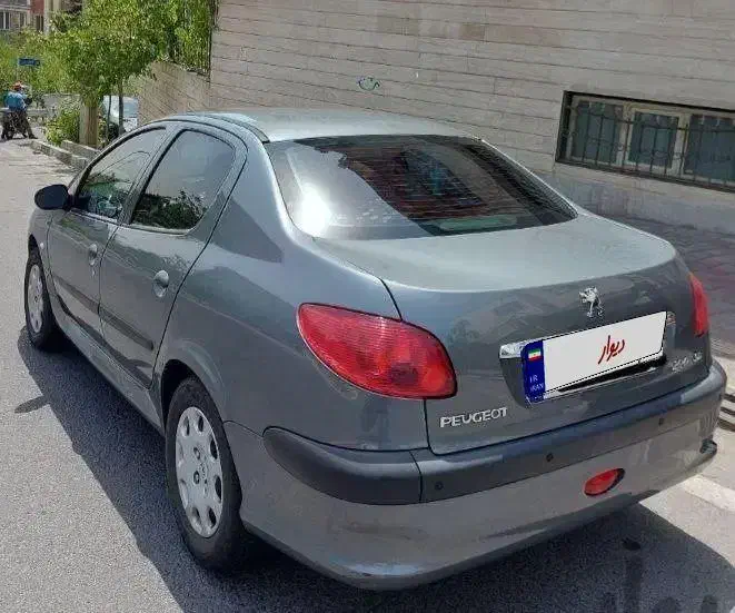خودرو پژو، ۲۰۶ صندوق دار آگهی ann_20876850